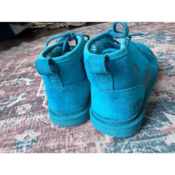 UGG Neumel Men's Chukka Boots Size 10 Graphic Outline‎ Casual - Picture 3 of 8